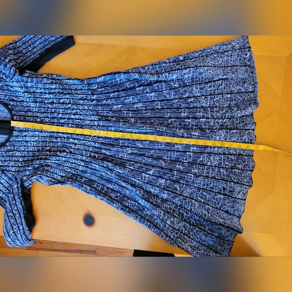 Nic and Zoe blue and black patterns sweaterdress size small - Picture 2 of 4